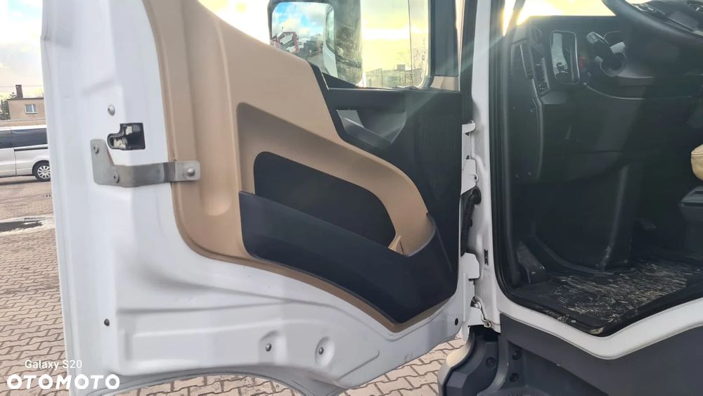 Mercedes-Benz actros - 15