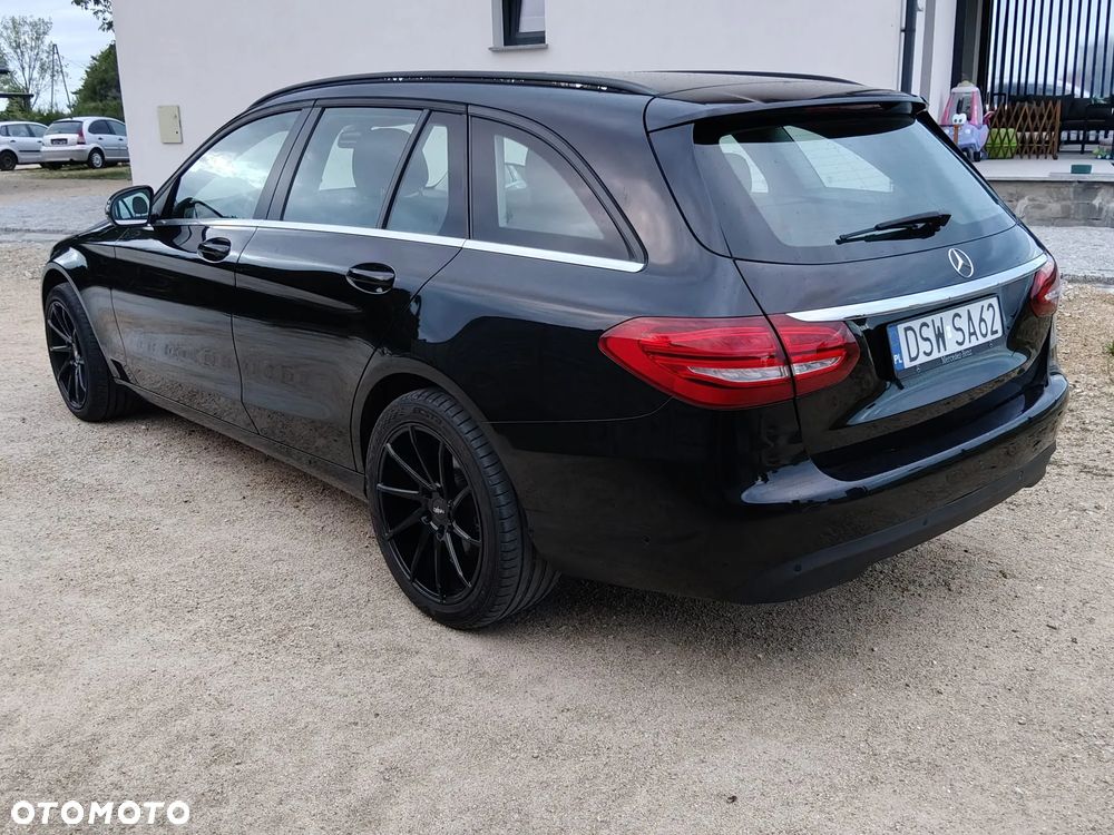 Mercedes-Benz Klasa C 180 (BlueTEC) d 7G-TRONIC Avantgarde - 4