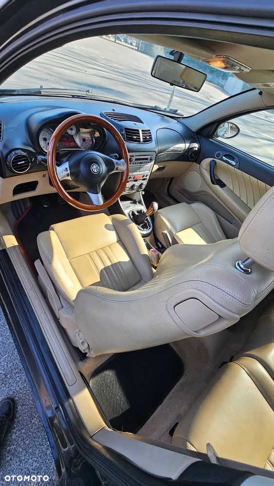 Alfa Romeo 147 1.6 Twin Spark ECO Sportiva - 5