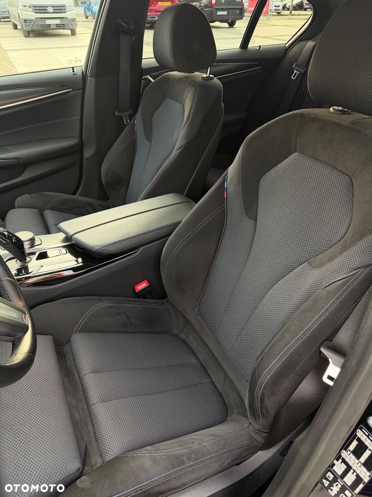 BMW Seria 5 520d xDrive MHEV M Sport sport - 8