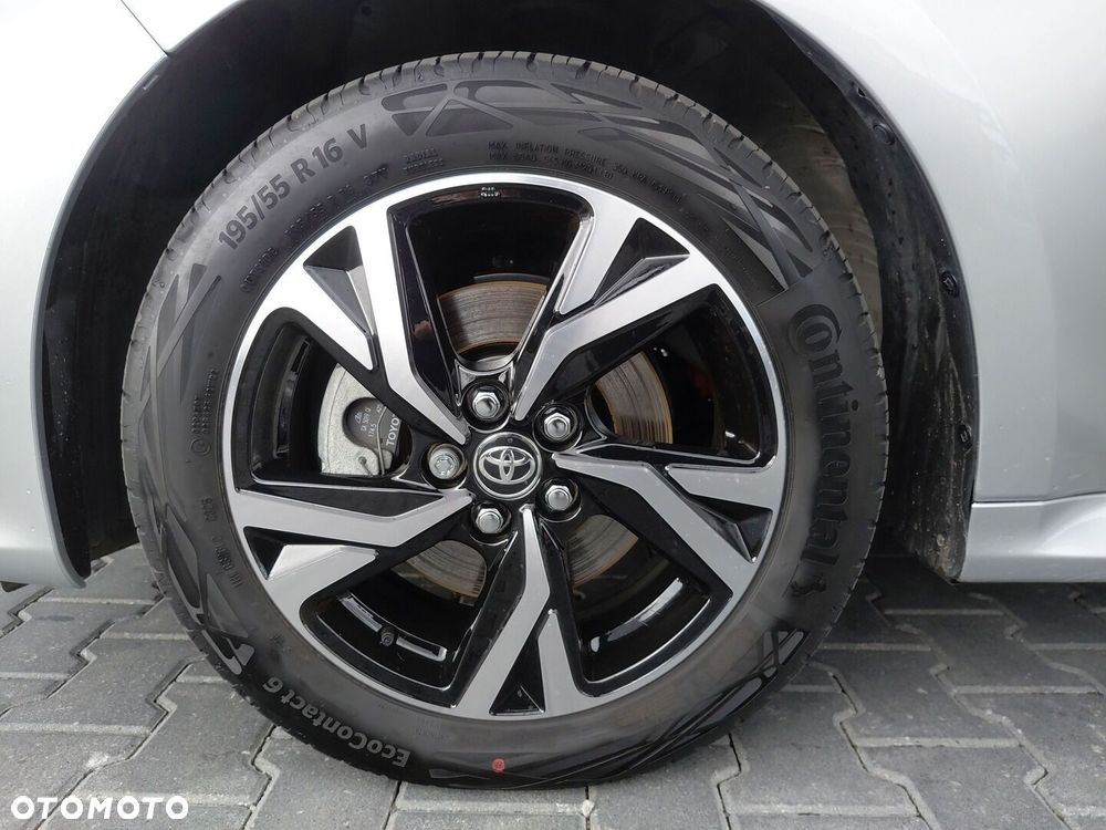 Toyota Yaris Hybrid 1.5 Style - 19