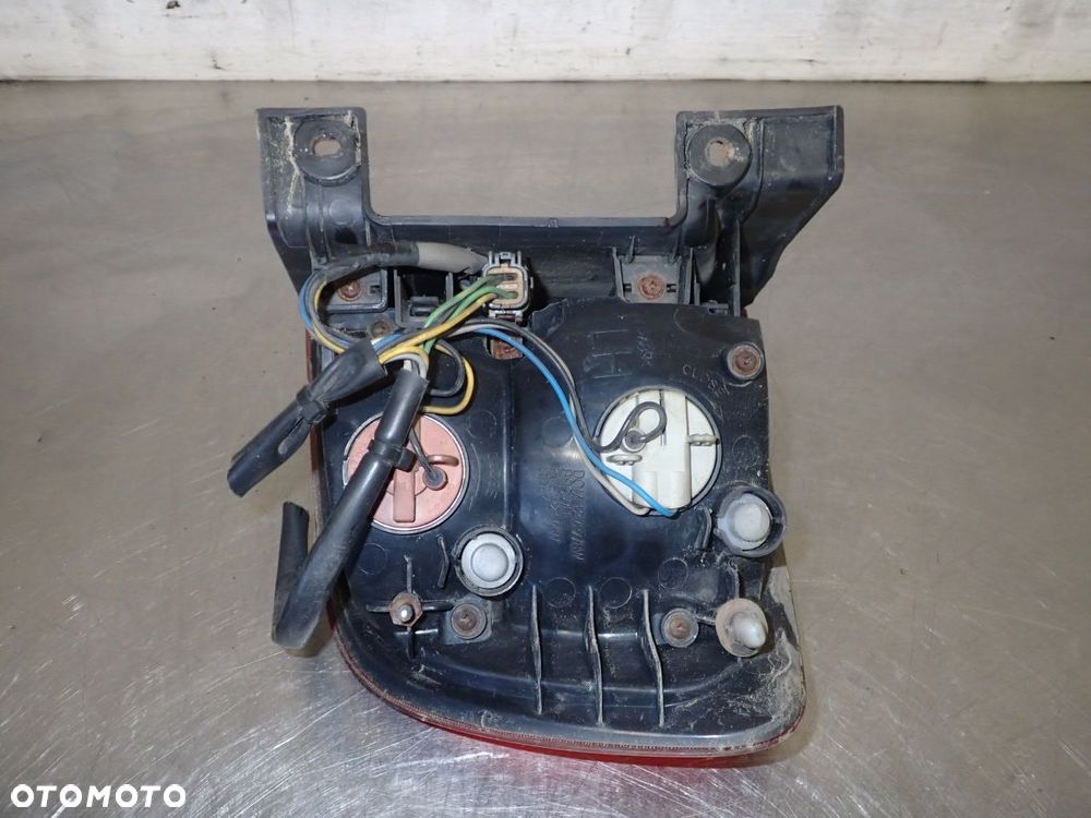 LAMPA LEWA TYLNA SSANGYONG KYRON 83601-09 - 4