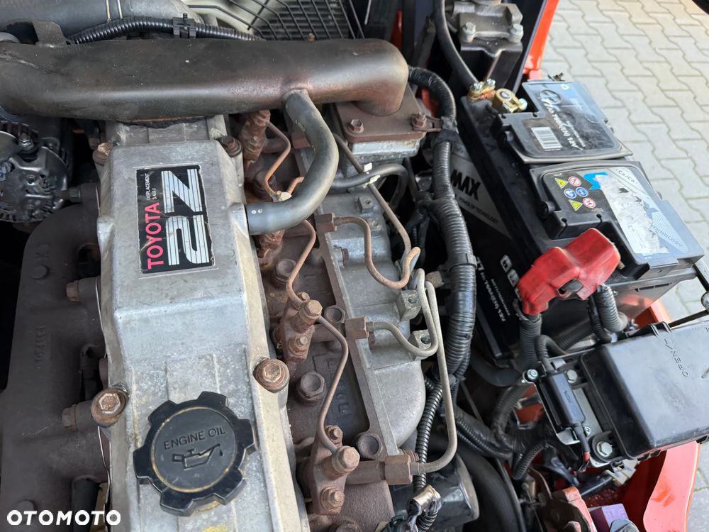 Toyota 02-7FDJF35 - 30