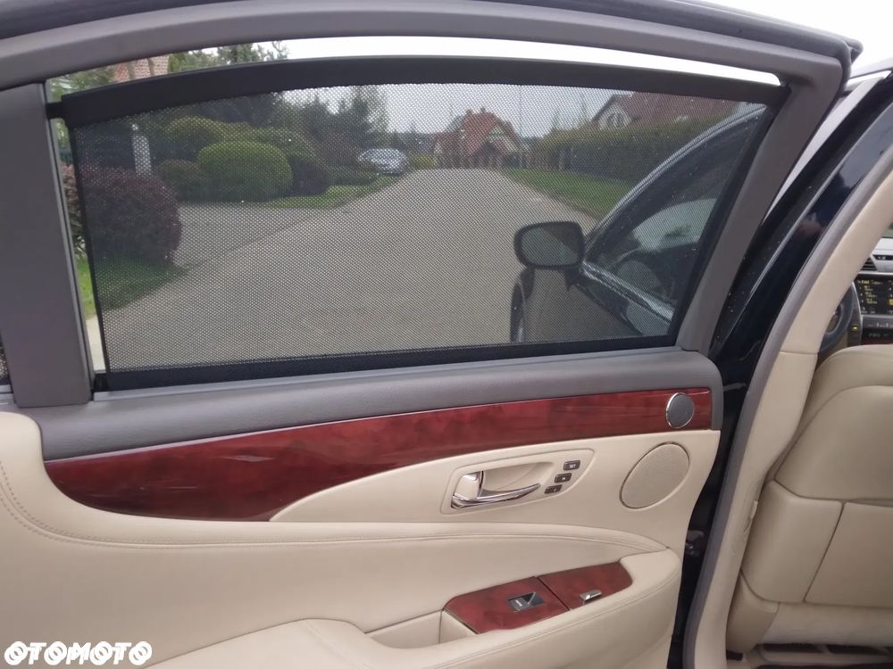 Lexus LS 460 Prestige - 16