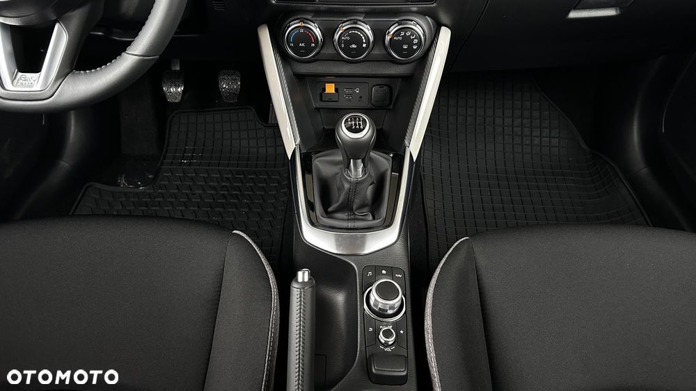 Mazda 2 - 19