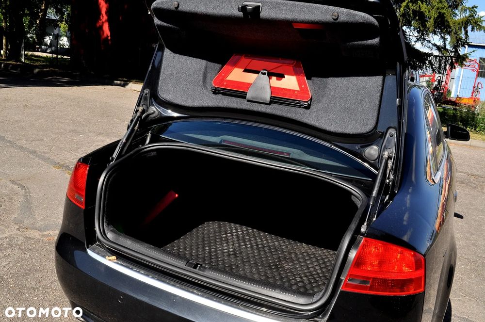 Audi A4 Limousine 2.0 TDI - 13