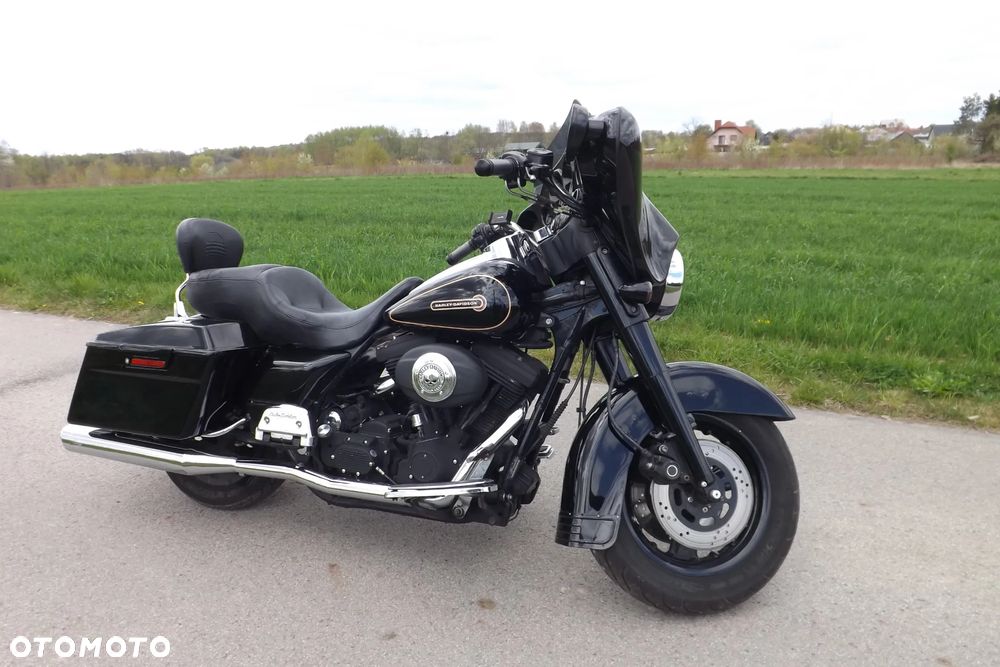 Harley-Davidson FLH Electra Glide - 2