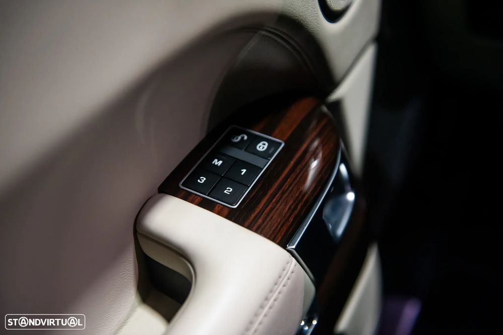 Land Rover Range Rover 4.4 SDV8 Vogue - 47