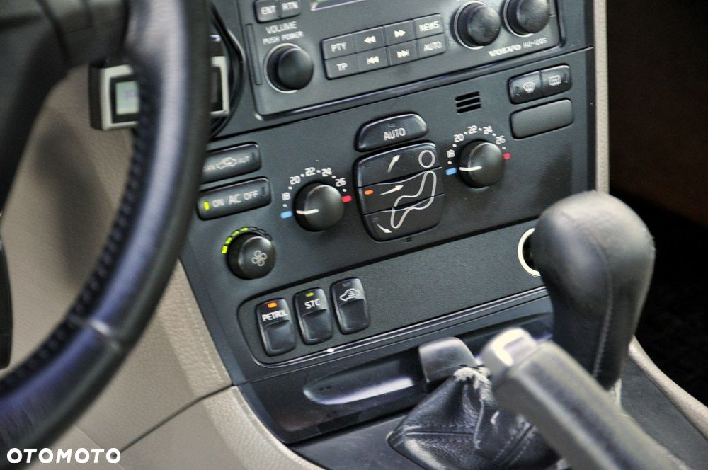 Volvo S60 2.4 Momentum - 6