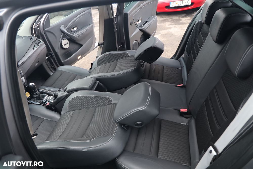 Renault Megane ENERGY dCi 110 Start & Stop Bose Edition - 11