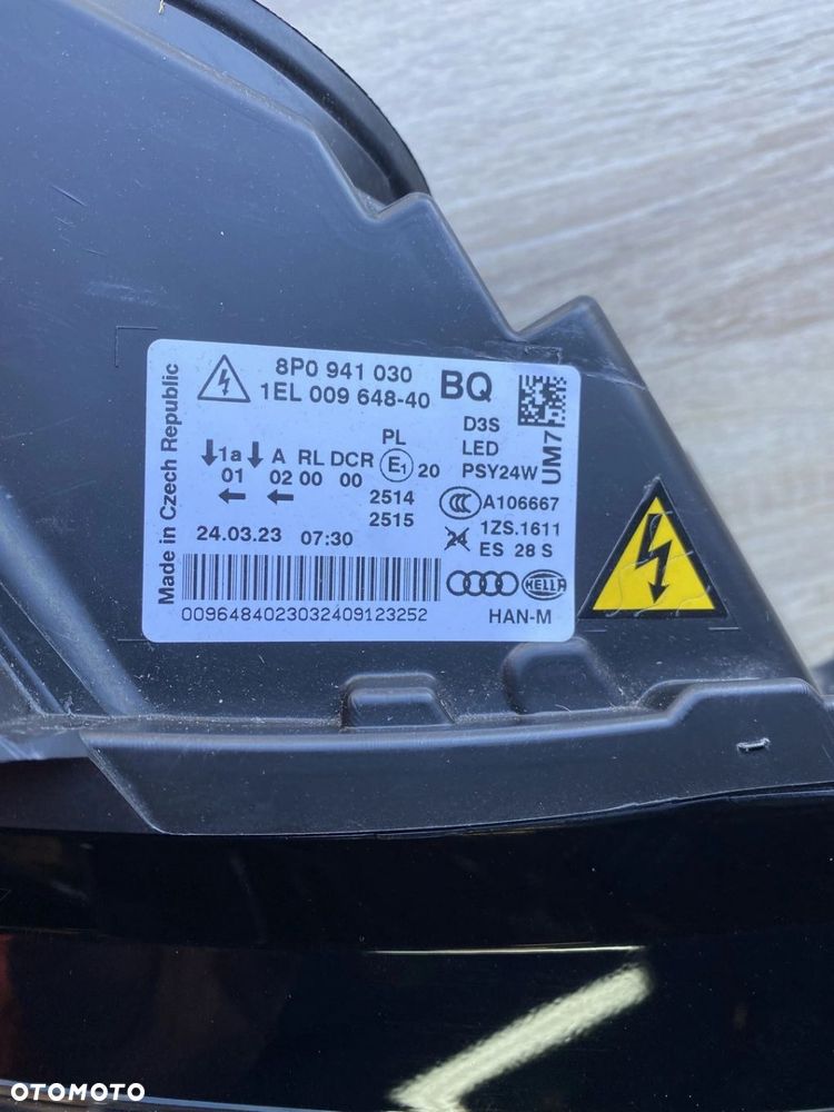 LAMPA PRZEDNIA PRAWA AUDI A3 8P XENON 8P0941030BQ - 9