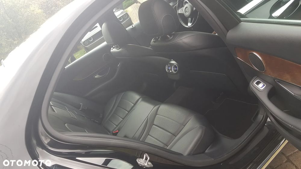 Mercedes-Benz Klasa C 300 7G-TRONIC Avantgarde - 16