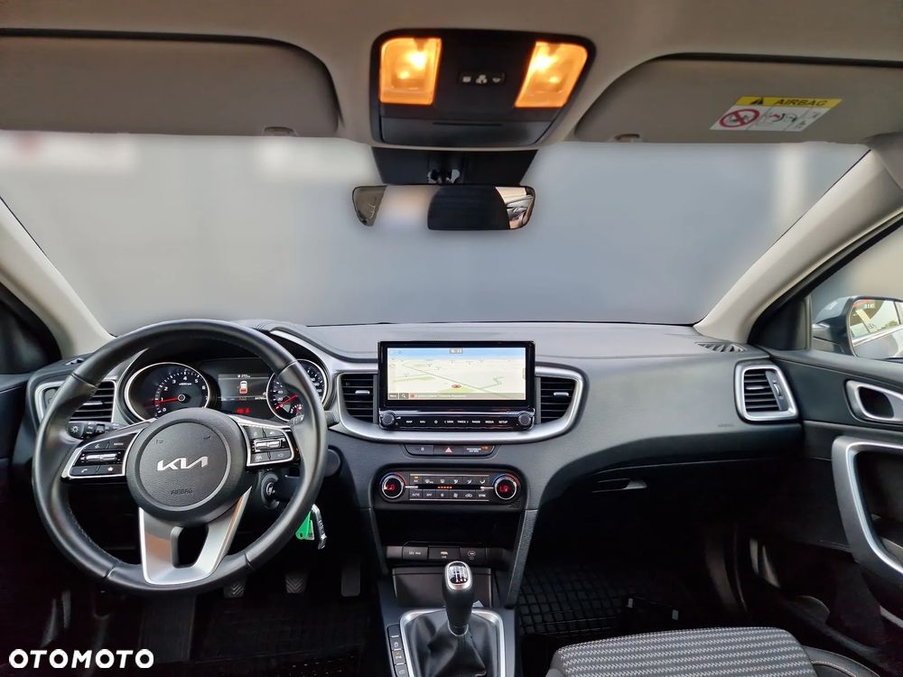 Kia Ceed 1.5 T-GDI M - 24