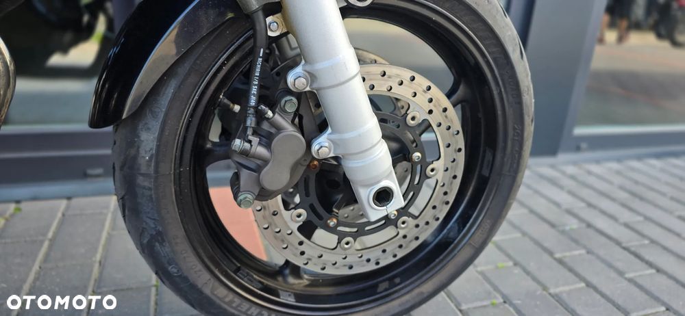 Yamaha FZ6 - 16
