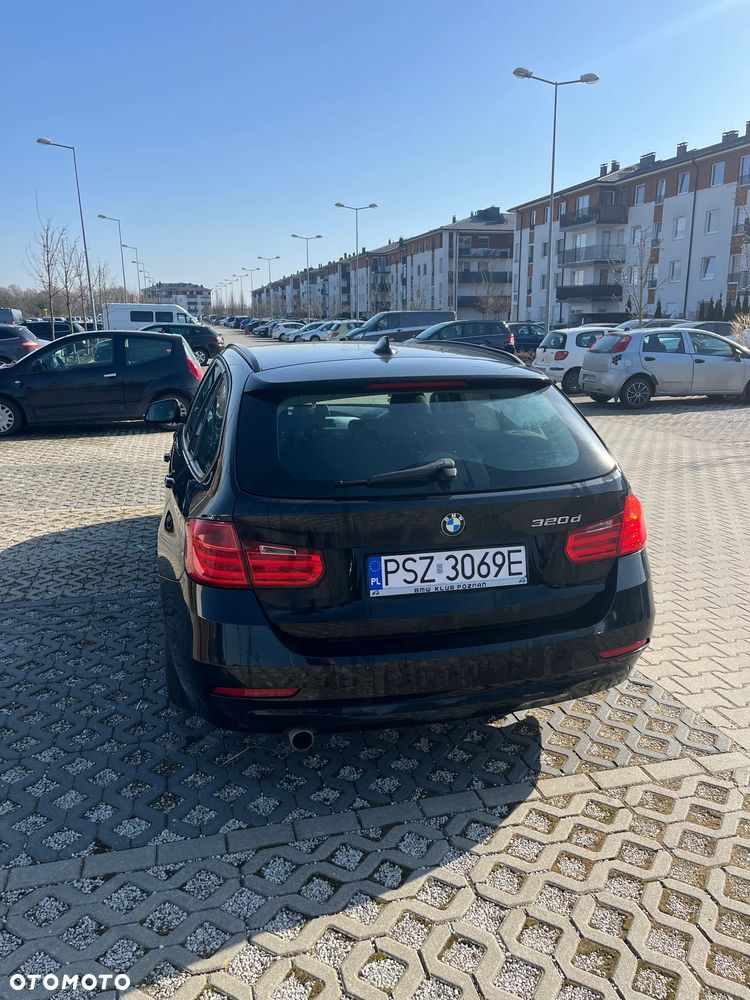 BMW Seria 3 320d - 5