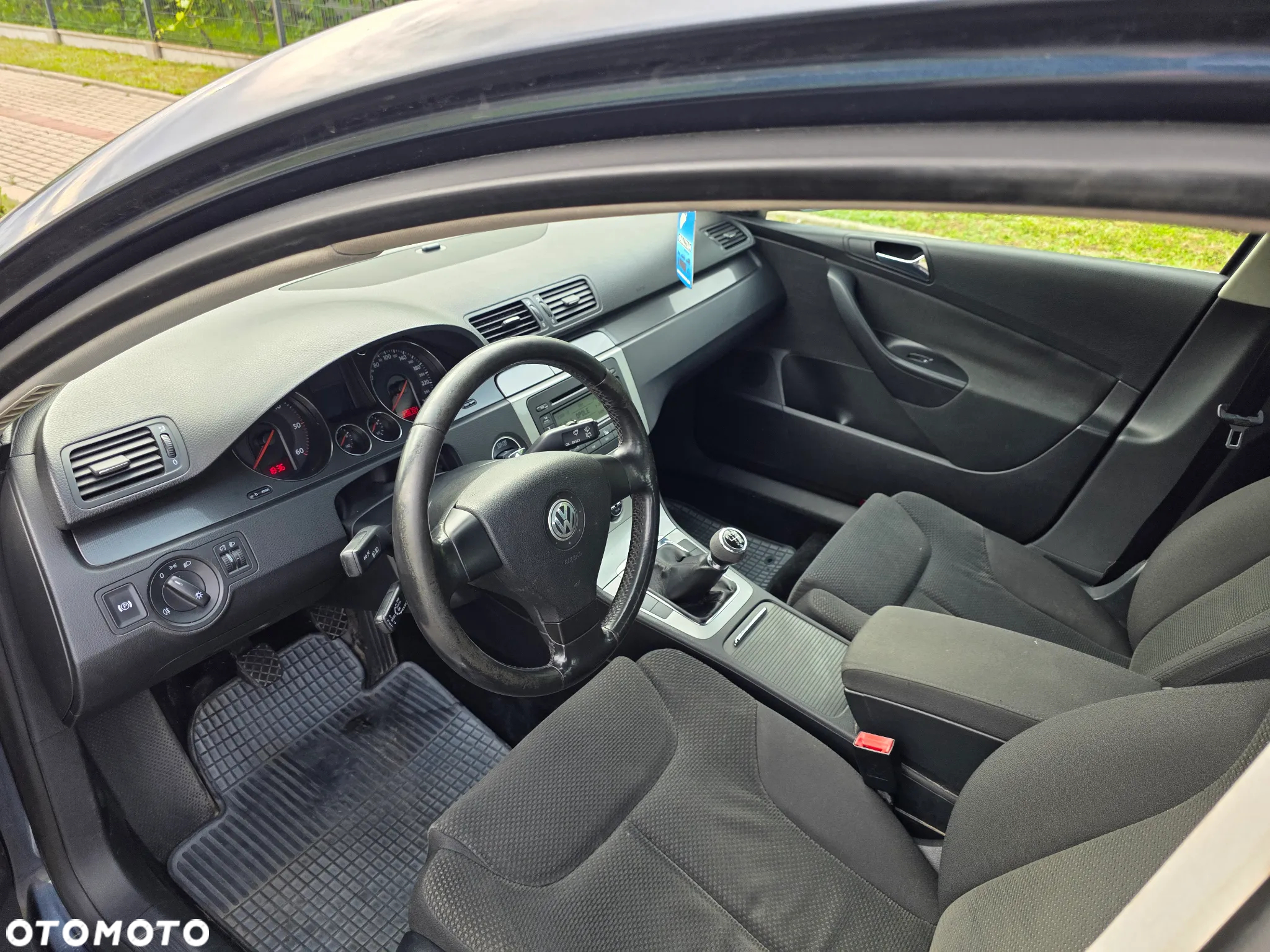 Volkswagen Passat 2.0 TDI DPF Highline - 12