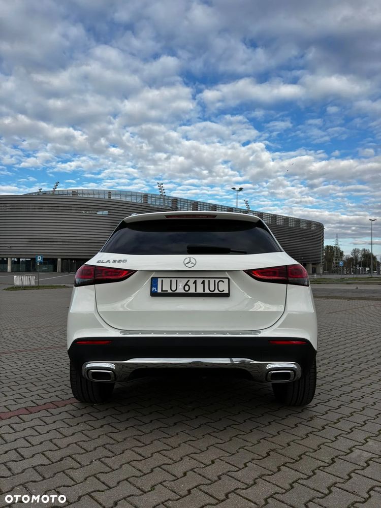 Mercedes-Benz GLA - 6