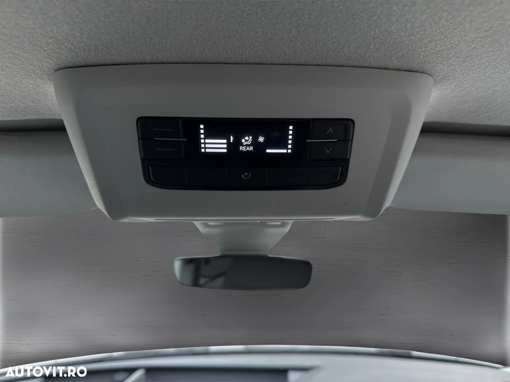 Volkswagen Transporter 2.0 110 kW KR 4M DSG - 20