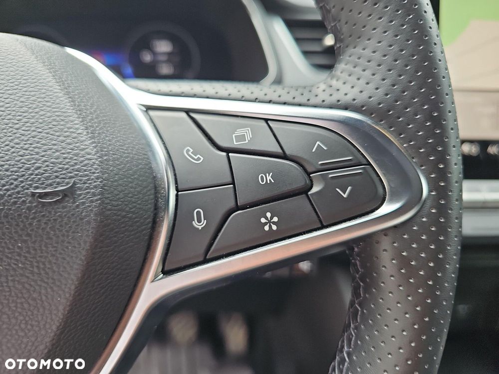 Renault Captur - 16