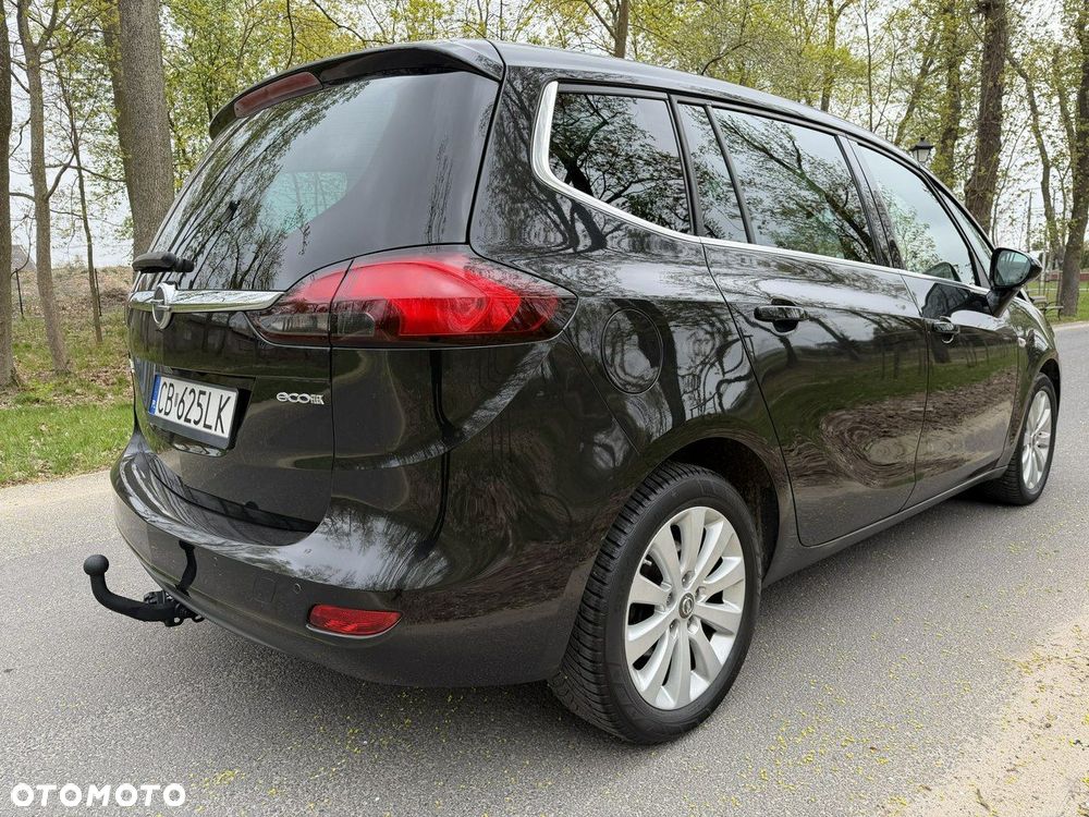 Opel Zafira - 11