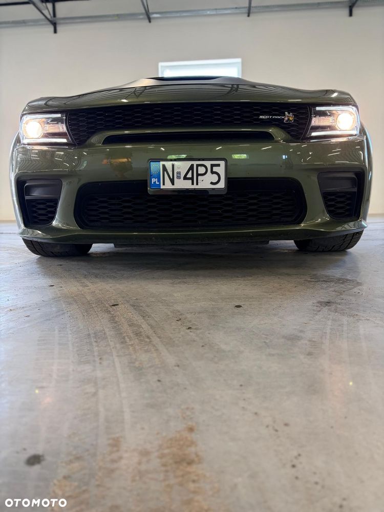 Dodge Charger - 13