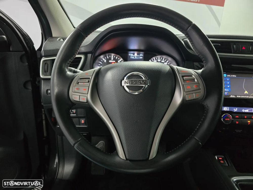 Nissan Qashqai 1.5 dCi N-Connecta 18 - 13