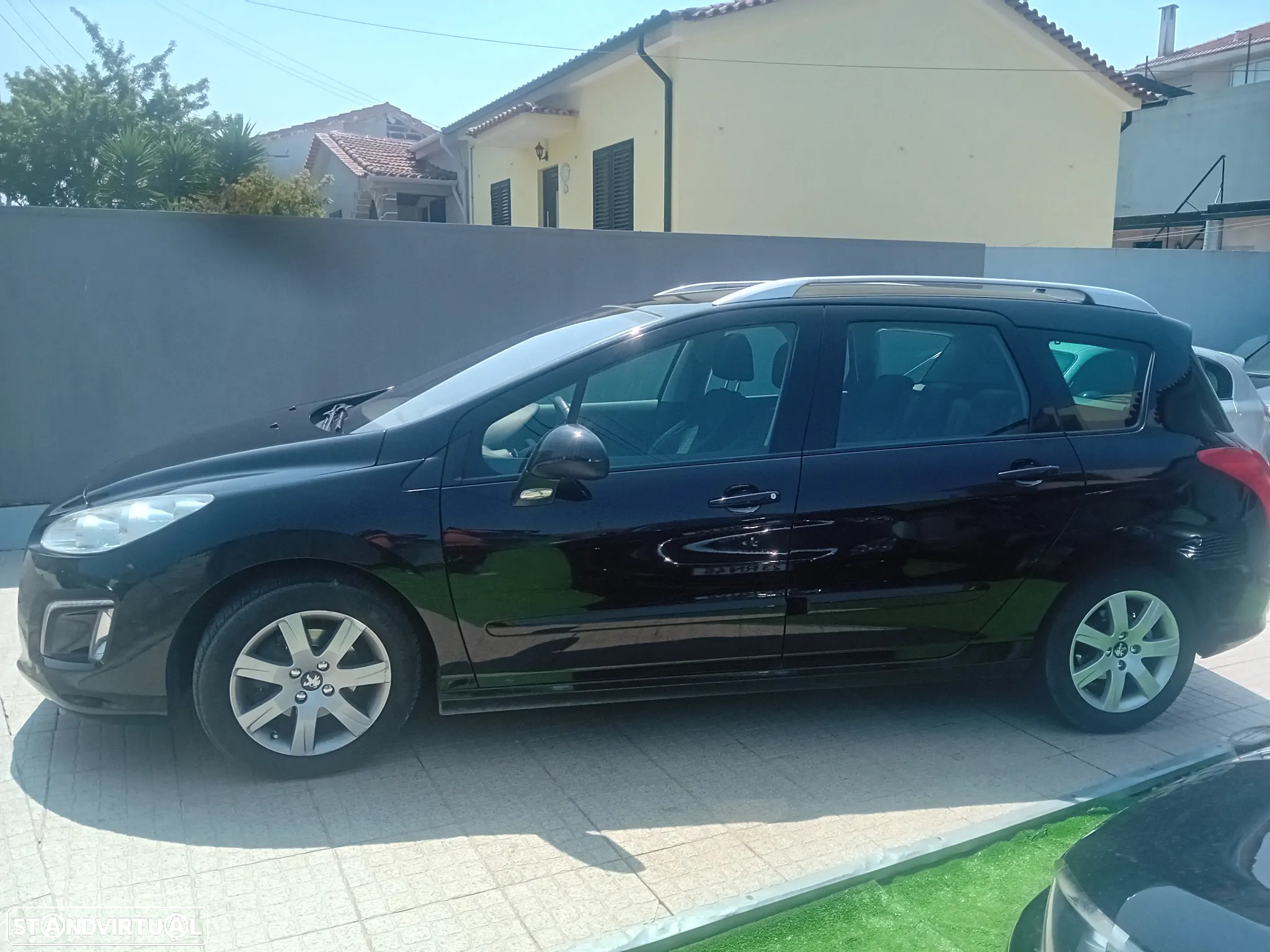 Peugeot 308 SW 1.6 e-HDi Sportium CVM6 115g - 3