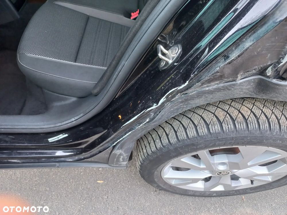 Skoda Octavia 2.0 TSI 4x4 DSG Scout - 11