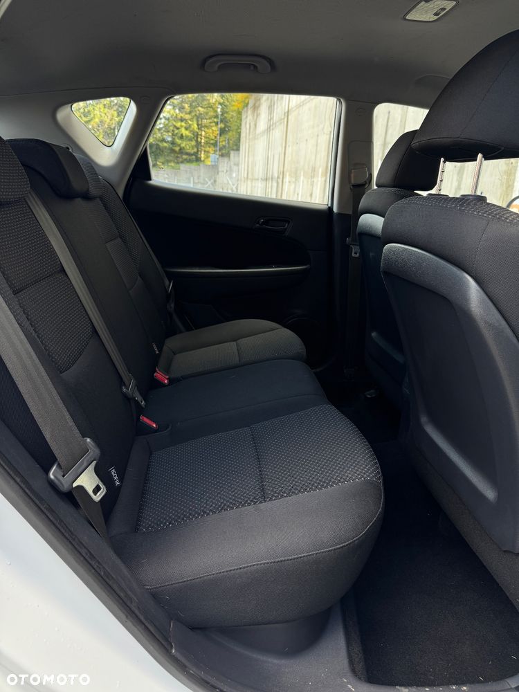 Hyundai i30 1.4 Classic + - 16