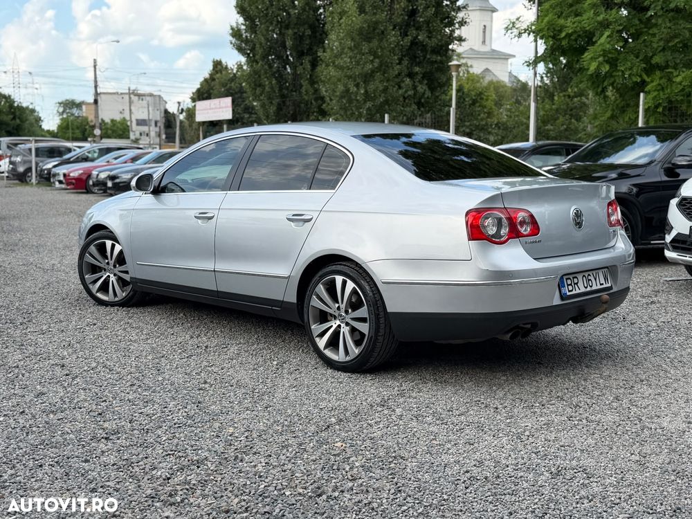 Volkswagen Passat 2.0 TDI DPF DSG Highline - 3