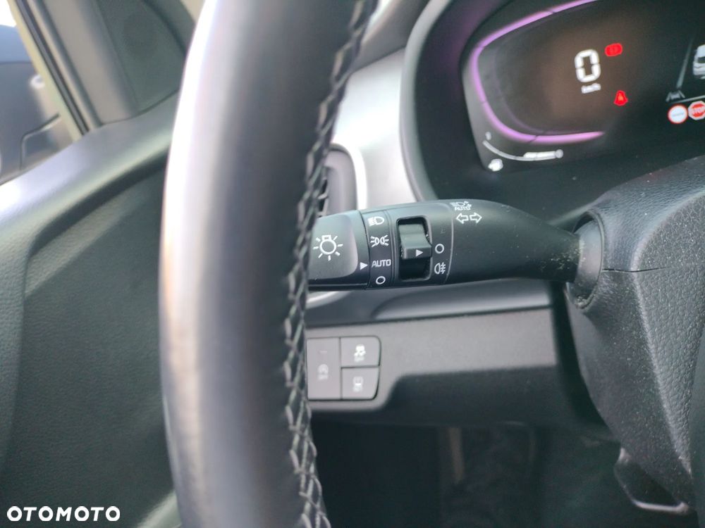 Kia Stonic 1.2 M - 25