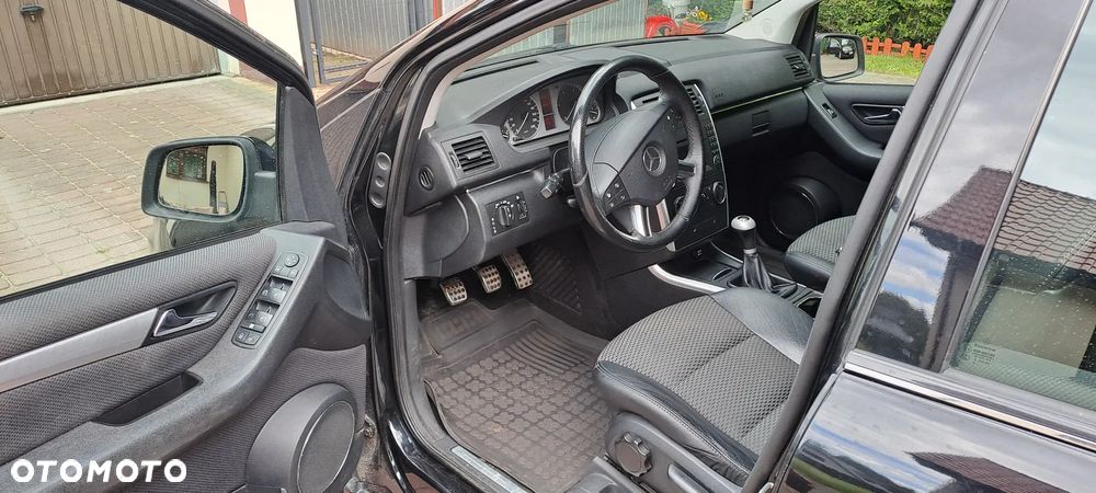 Mercedes-Benz Klasa B 200 CDI - 9