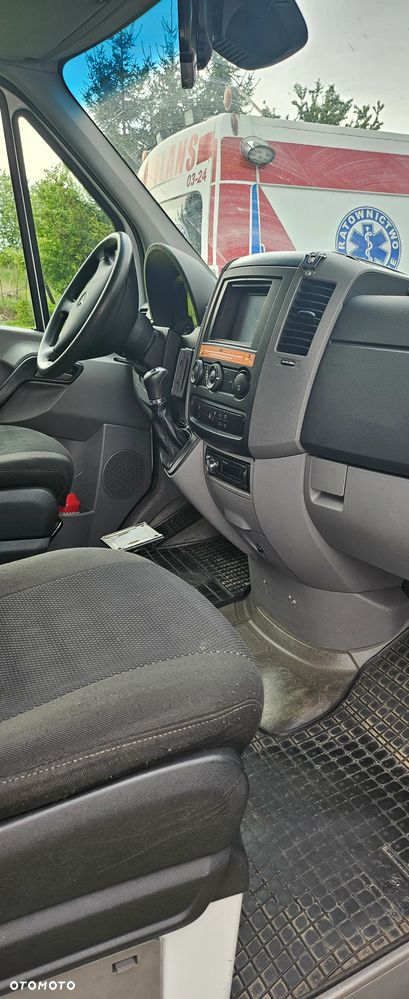 Mercedes-Benz Ambulans karetka Sprinter 319cdi automat - 35