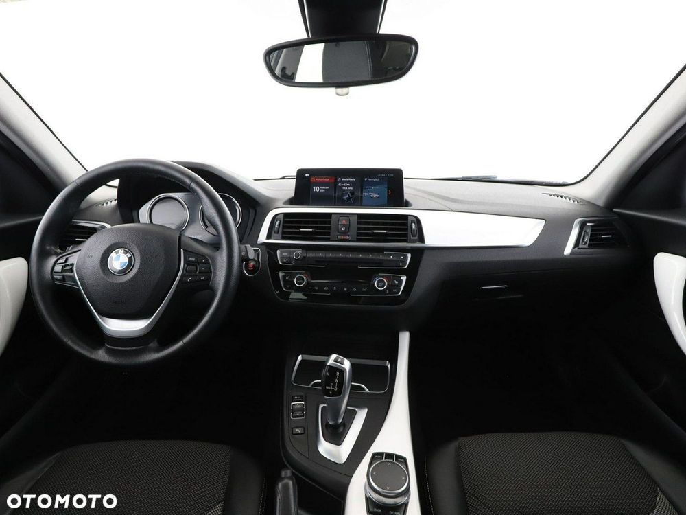 BMW Seria 1 118d Edition Metropolitan - 16