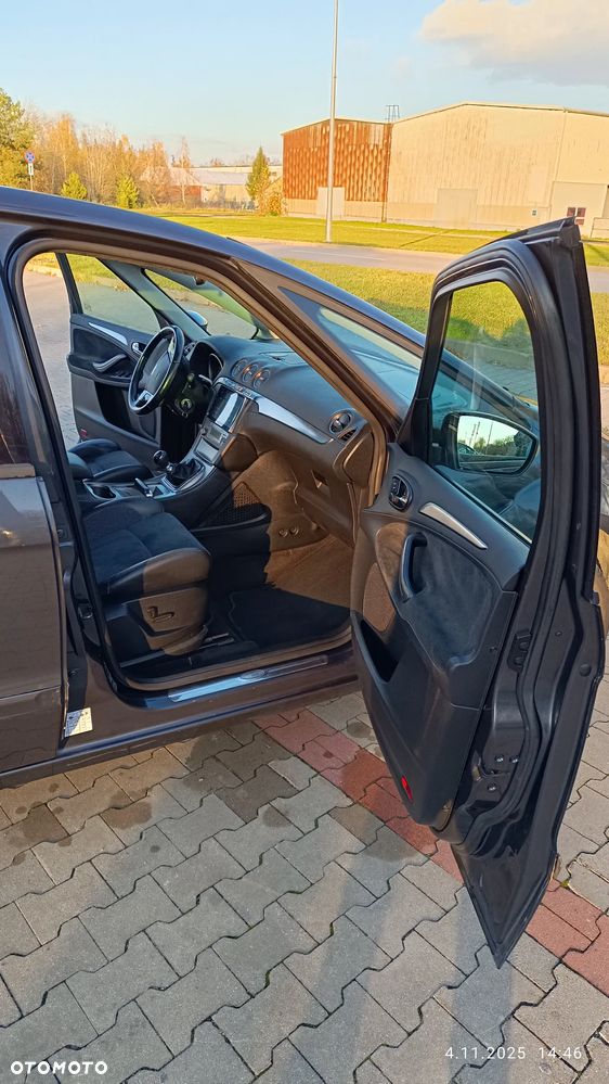 Ford S-Max 2.5 Titanium - 27