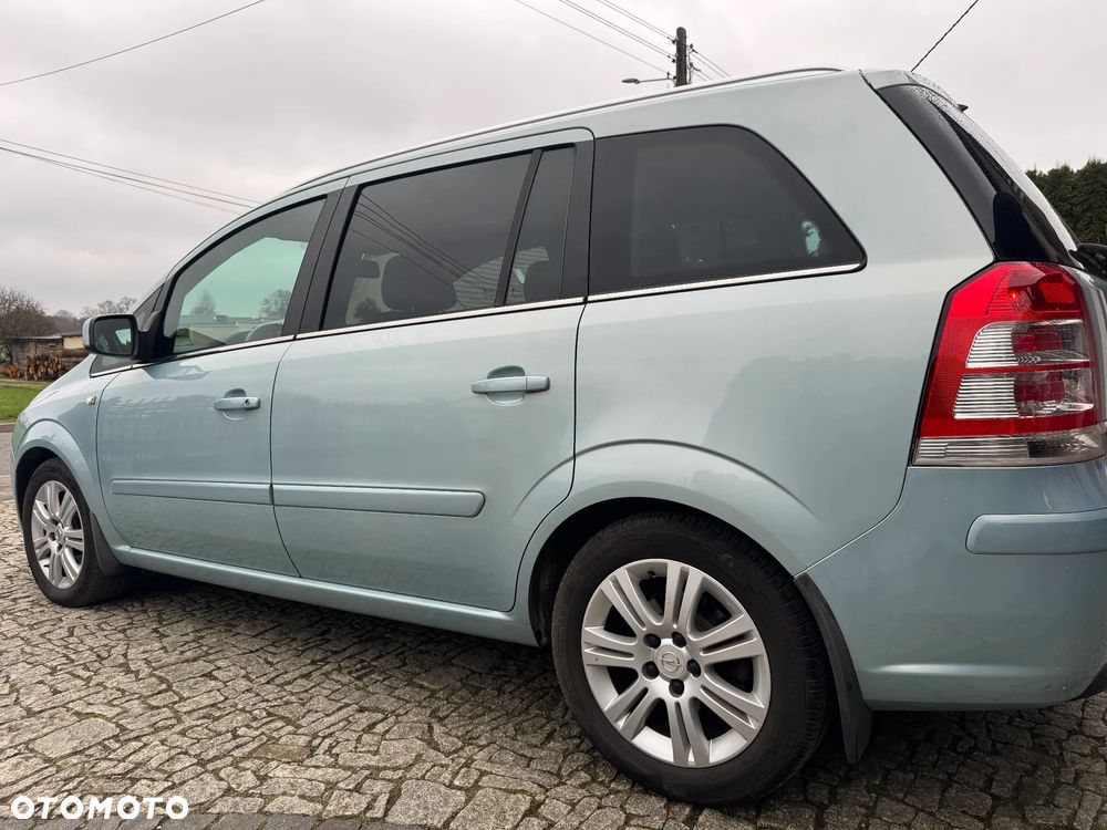 Opel Zafira 1.9 CDTI Edition Plus - 10