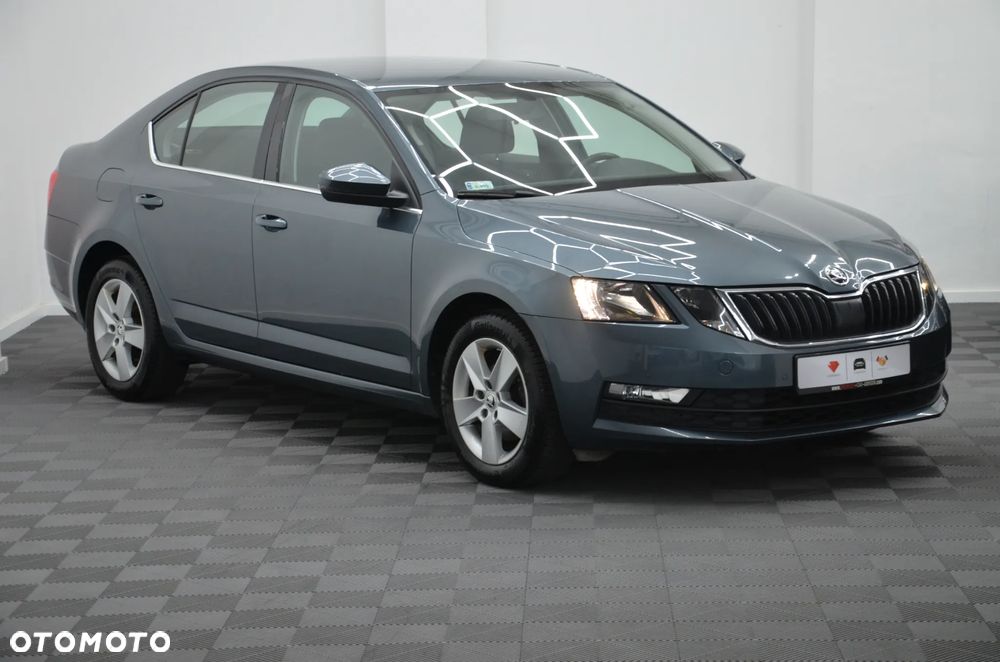 Skoda Octavia - 2