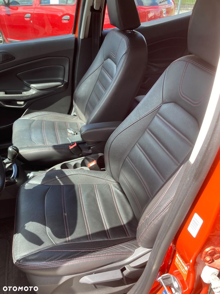 Ford EcoSport 1.0 EcoBoost TITANIUM - 33