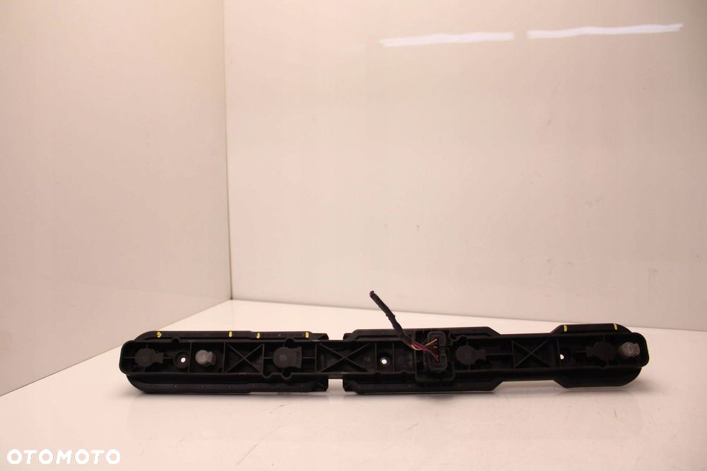 WKŁAD LAMPY GNIAZDO ŻARÓWEK TYŁ LEWY = PRAWY RENAULT MASTER III 17109800 - 3