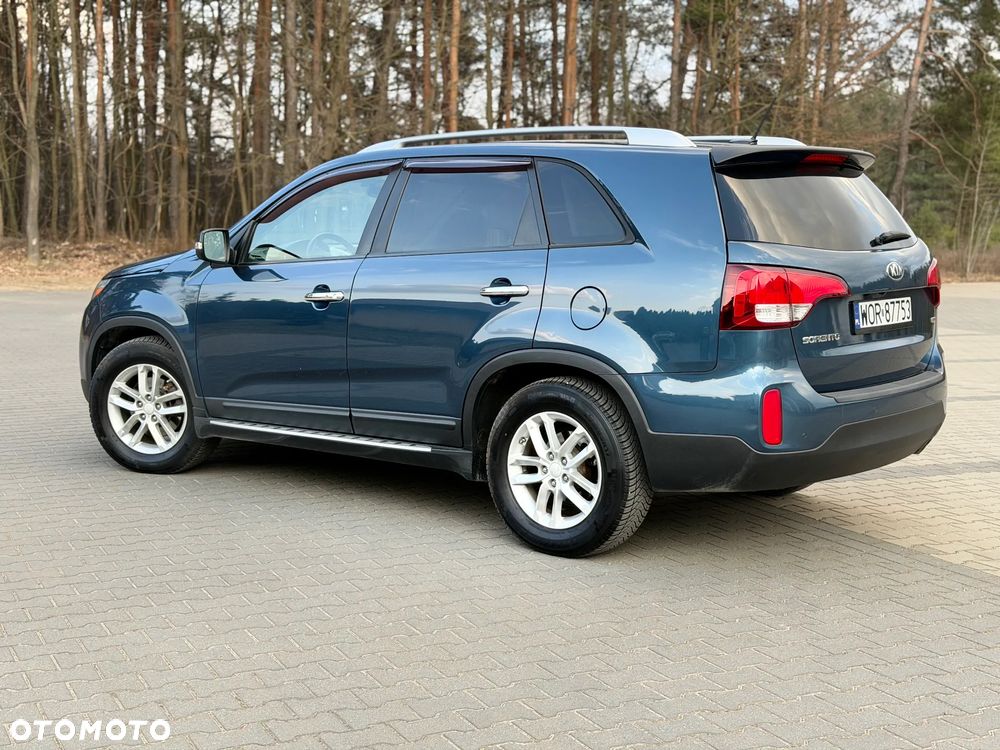 Kia Sorento 2.4 GDI XL 7os - 19