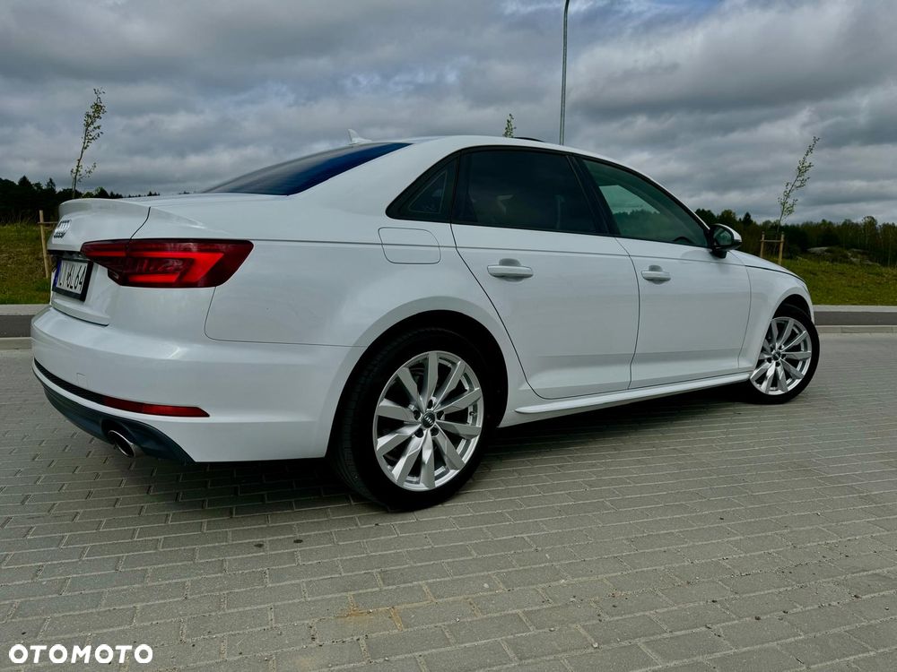 Audi A4 Limousine - 12