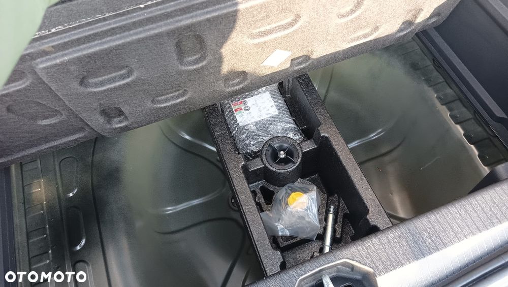 Opel Corsa 1.4 Turbo Start/Stop 120 Jahre - 8