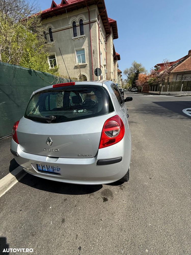 Renault Clio 1.4 Dynamique - 10