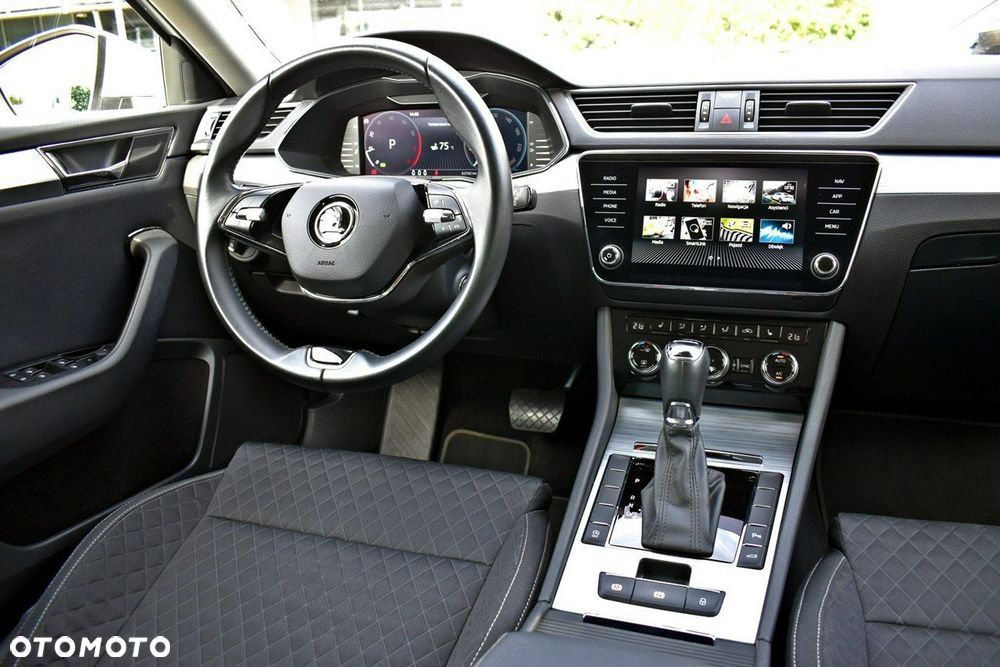Skoda Superb 1.5 TSI Ambition DSG - 17