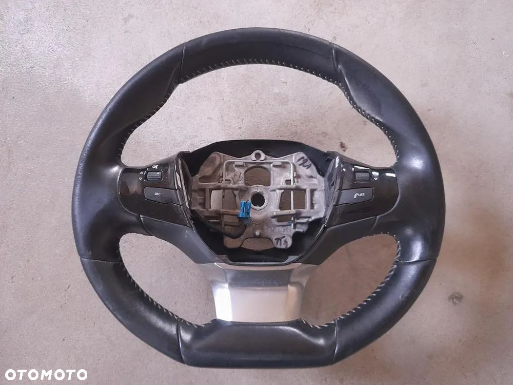 Kierownica Peugeot 308 T9 multifunkcyjna skóra - 2