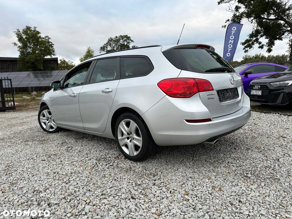 Opel Astra 1.4 Turbo - 31