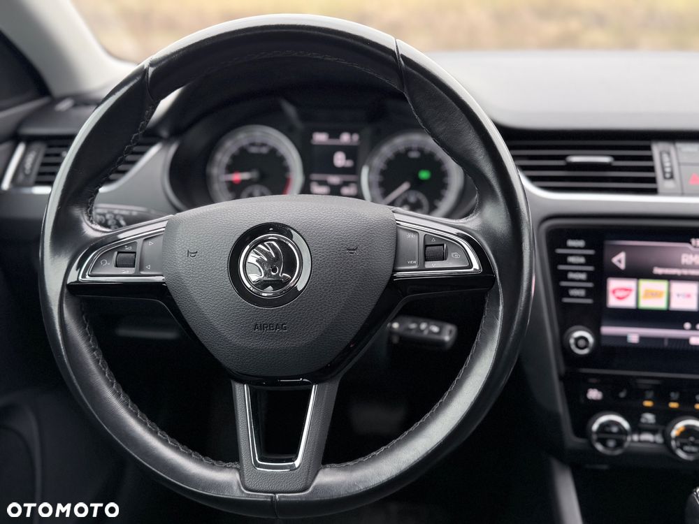 Skoda Octavia 1.6 TDI SCR Style DSG - 20