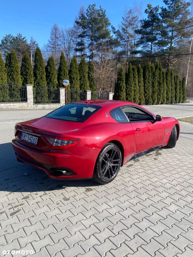 Maserati GranTurismo - 4