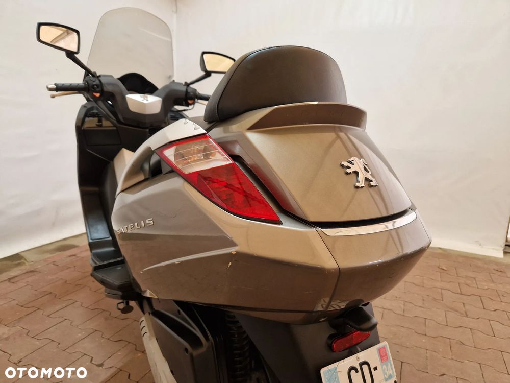 Peugeot Satelis - 21