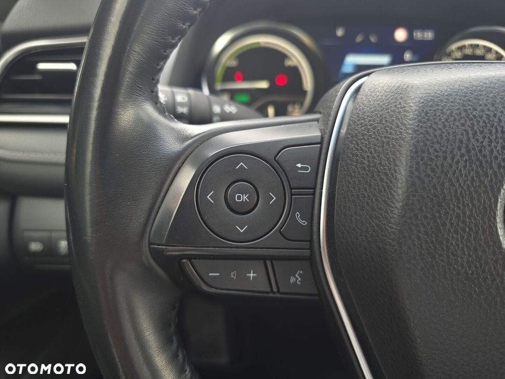 Toyota Camry 2.5 Hybrid Prestige CVT - 17